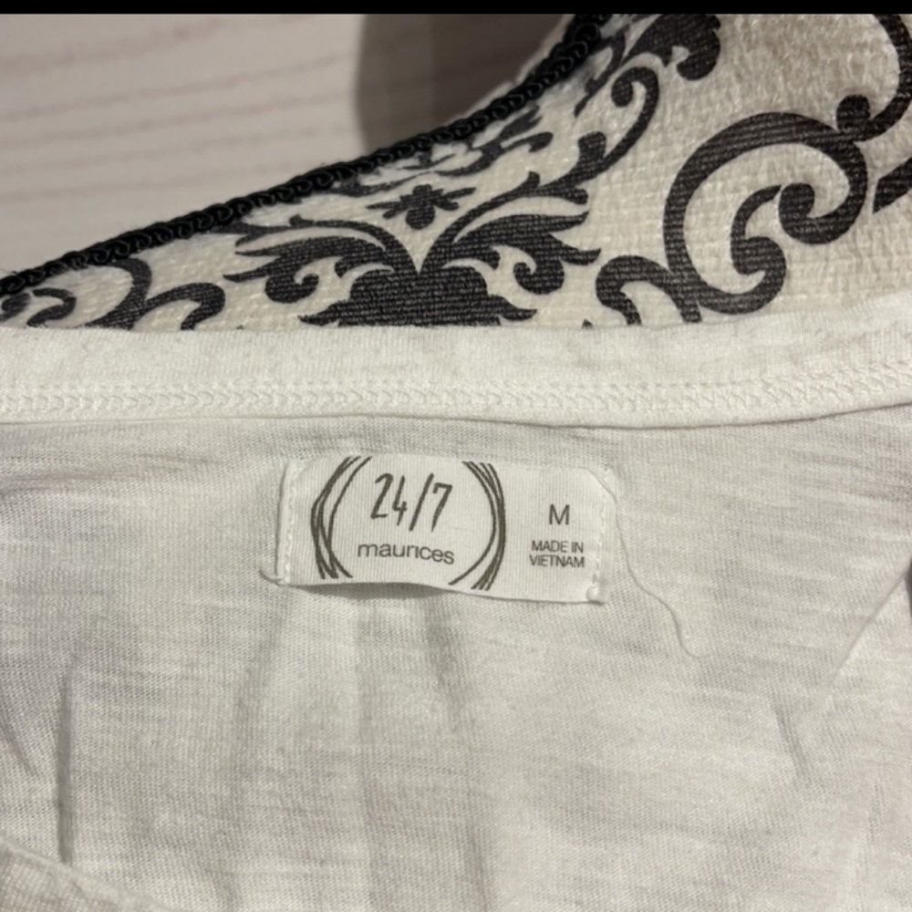 Maurices Top - Picture 4 of 4
